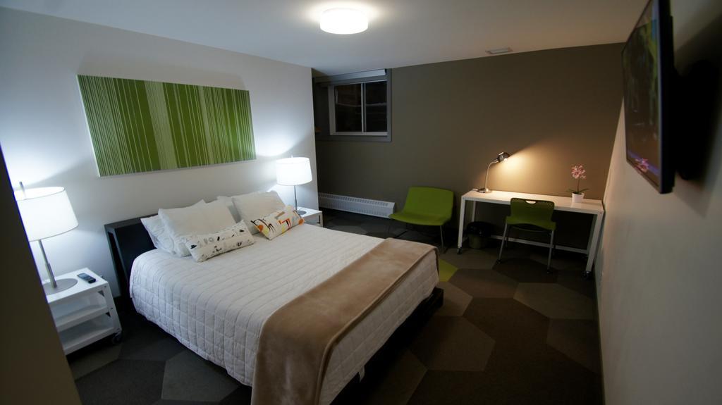 Hi Calgary City Centre - Hostel Room photo